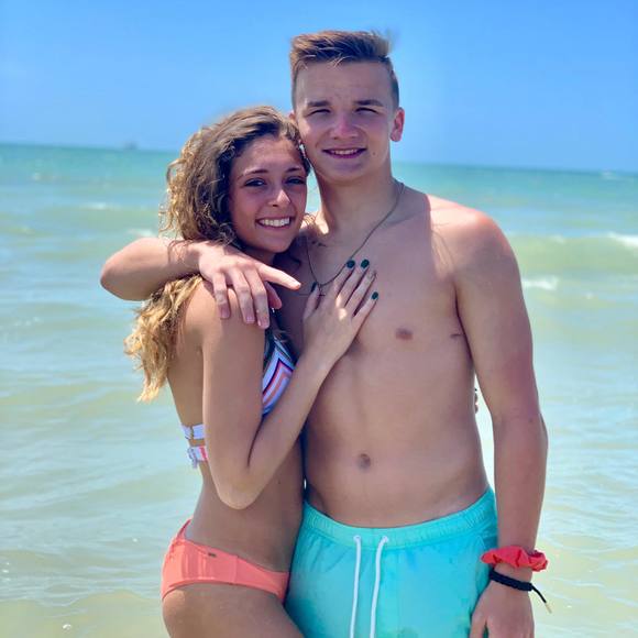 Meet your Posher, Haeyle - Picture 1 of 1